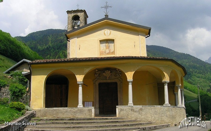 01 La chiesa di Valzurio.JPG